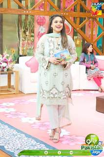 Sanam Jung feet photo 15
