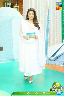 Sanam Jung feet photo 20