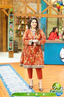Sanam Jung feet photo 8
