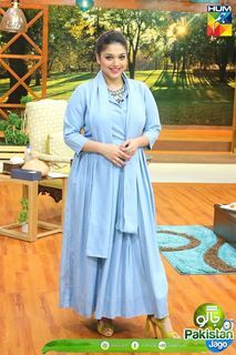 Sanam Jung feet photo 4