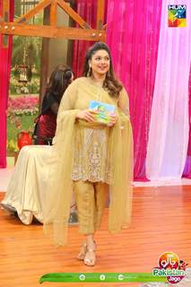 Sanam Jung feet photo 11