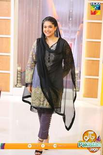 Sanam Jung feet photo 5