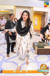 Sanam Jung feet photo 18