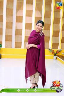 Sanam Jung feet photo 20