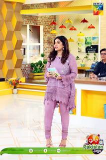 Sanam Jung feet photo 18