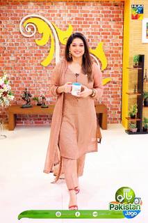 Sanam Jung feet photo 18