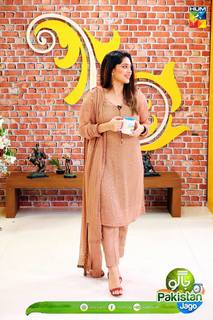 Sanam Jung feet photo 13