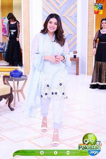 Sanam Jung feet photo 10
