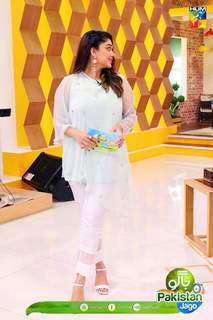Sanam Jung feet photo 5