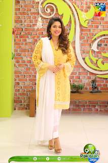 Sanam Jung feet photo 18