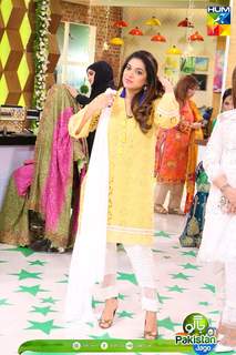 Sanam Jung feet photo 17