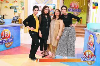 Sanam Jung feet photo 8