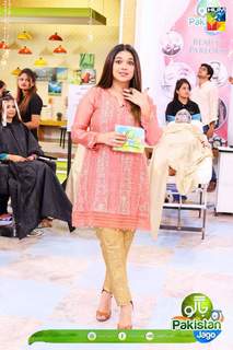 Sanam Jung feet photo 17