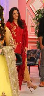 Sanam Jung feet photo 9