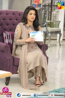 Sanam Jung feet photo 16