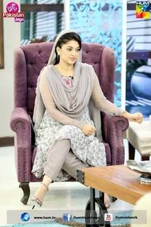 Sanam Jung feet photo 17