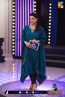 Sanam Jung feet photo 5