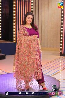 Sanam Jung feet photo 4