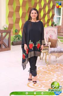 Sanam Jung feet photo 18