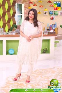 Sanam Jung feet photo 16