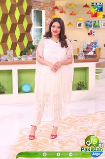 Sanam Jung feet photo 15