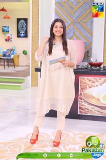 Sanam Jung feet photo 7