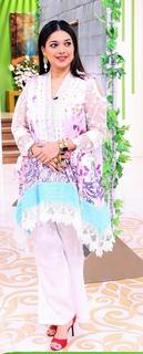 Sanam Jung feet photo 11