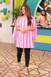 Sanam Jung feet photo 10