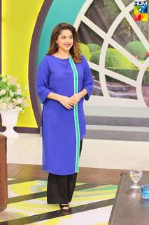 Sanam Jung feet photo 5