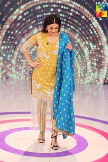 Sanam Jung feet photo 10