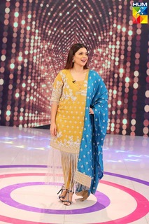 Sanam Jung feet photo 8