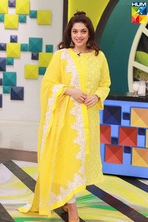Sanam Jung feet photo 20