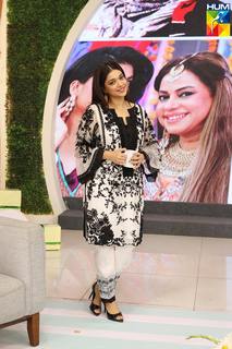 Sanam Jung feet photo 18