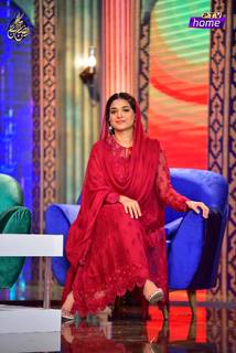 Sanam Jung feet photo 19