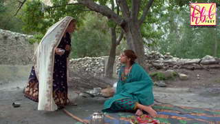 Sanam Saeed feet photo 18