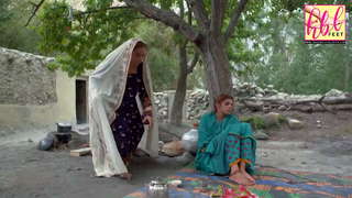 Sanam Saeed feet photo 17
