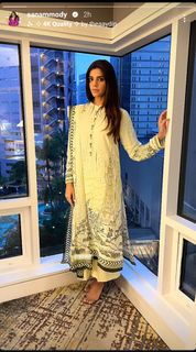 Sanam Saeed feet photo 7