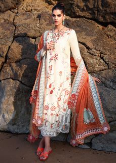 Sanam Saeed feet photo 6
