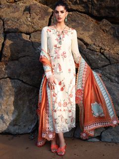 Sanam Saeed feet photo 16