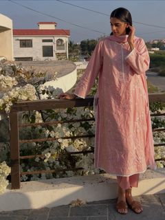 Sanam Saeed feet photo 13