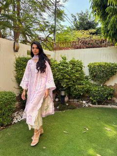 Sanam Saeed feet photo 6