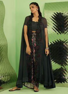 Sanam Saeed feet photo 16