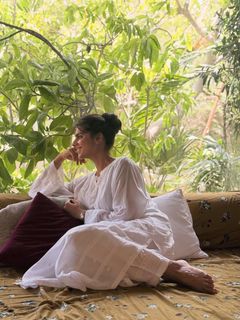 Sanam Saeed feet photo 5