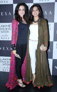 Sanaya Irani feet photo thumbnail