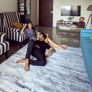 Sanaya Irani feet photo thumbnail