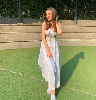 Sanaya Irani feet photo thumbnail