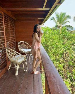 Sanaya Irani feet photo thumbnail
