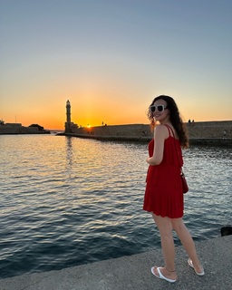 Sanaya Irani feet photo thumbnail