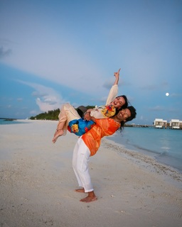 Sanaya Irani feet photo thumbnail