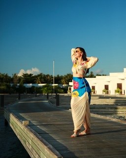 Sanaya Irani feet photo thumbnail